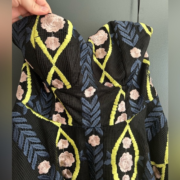 Floral lace dress & neon yellow over-the-knee boots - Picture 7 of 10